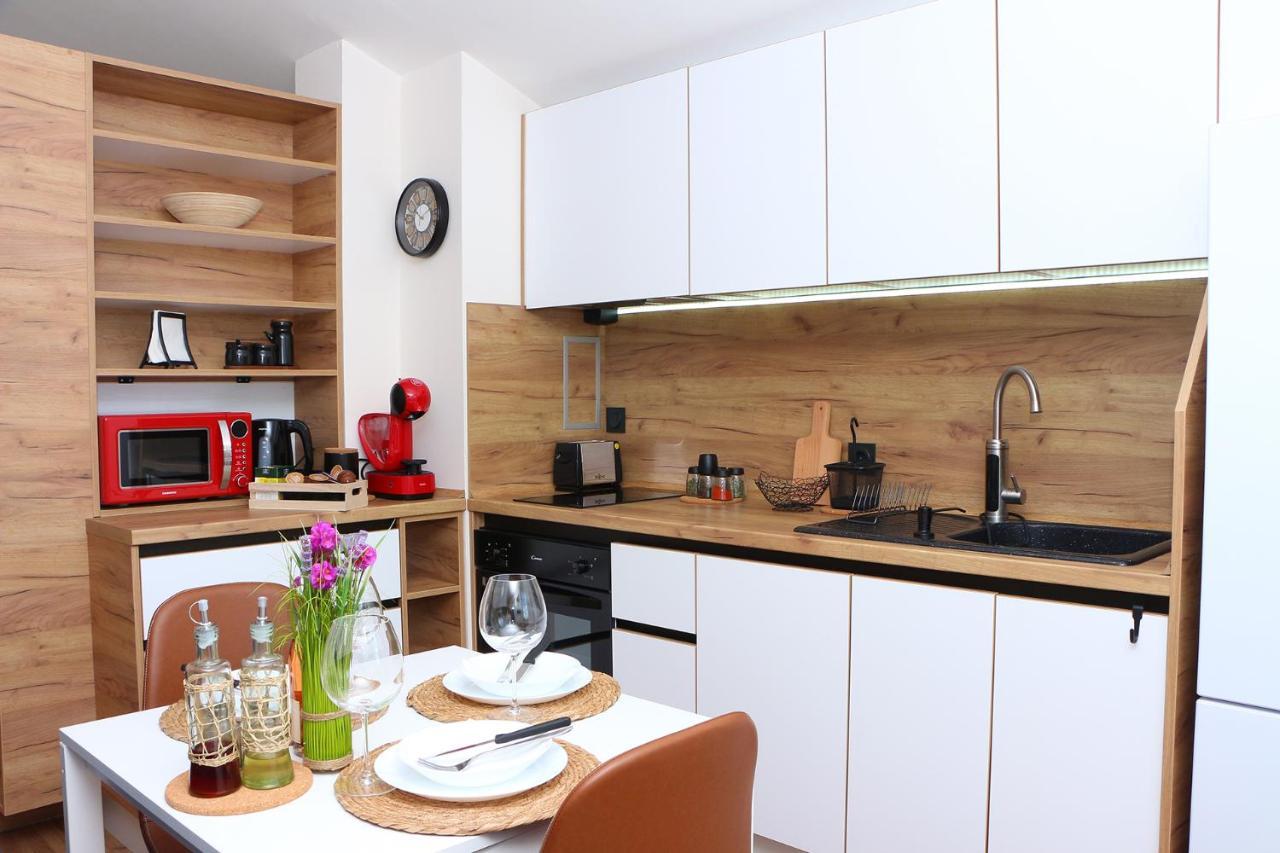 Shik & Chic In The Heart Of Burgas # 5Min From Beach # New Dış mekan fotoğraf