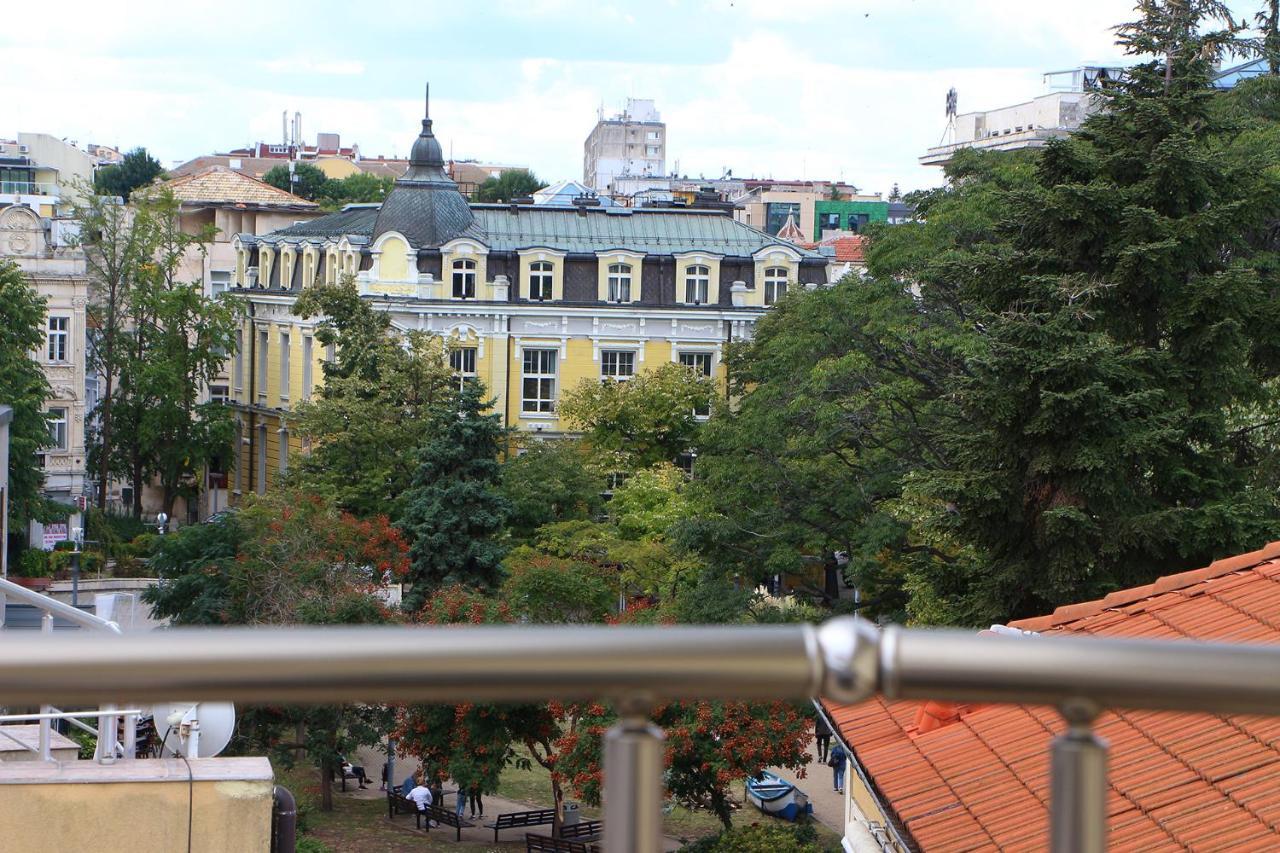 Shik & Chic In The Heart Of Burgas # 5Min From Beach # New Dış mekan fotoğraf