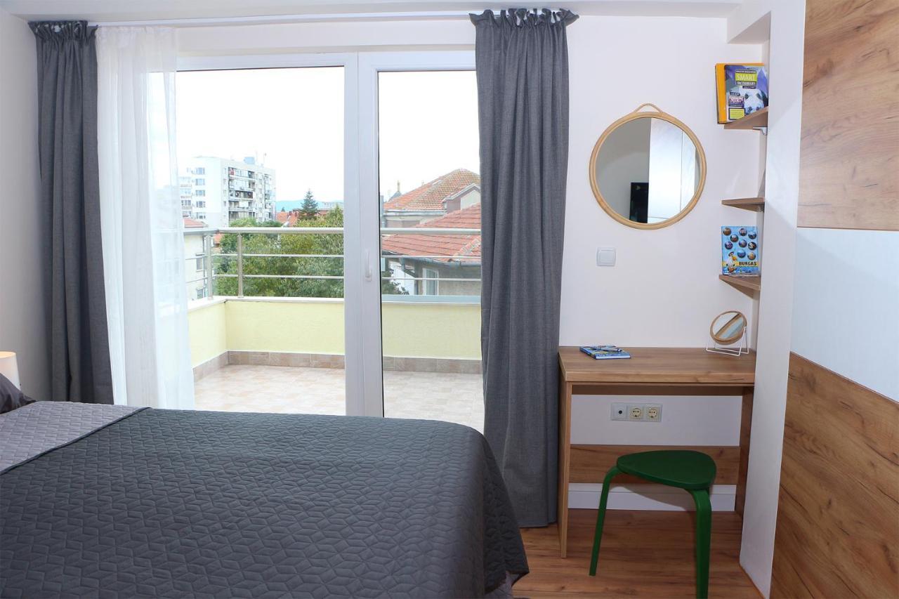 Shik & Chic In The Heart Of Burgas # 5Min From Beach # New Dış mekan fotoğraf