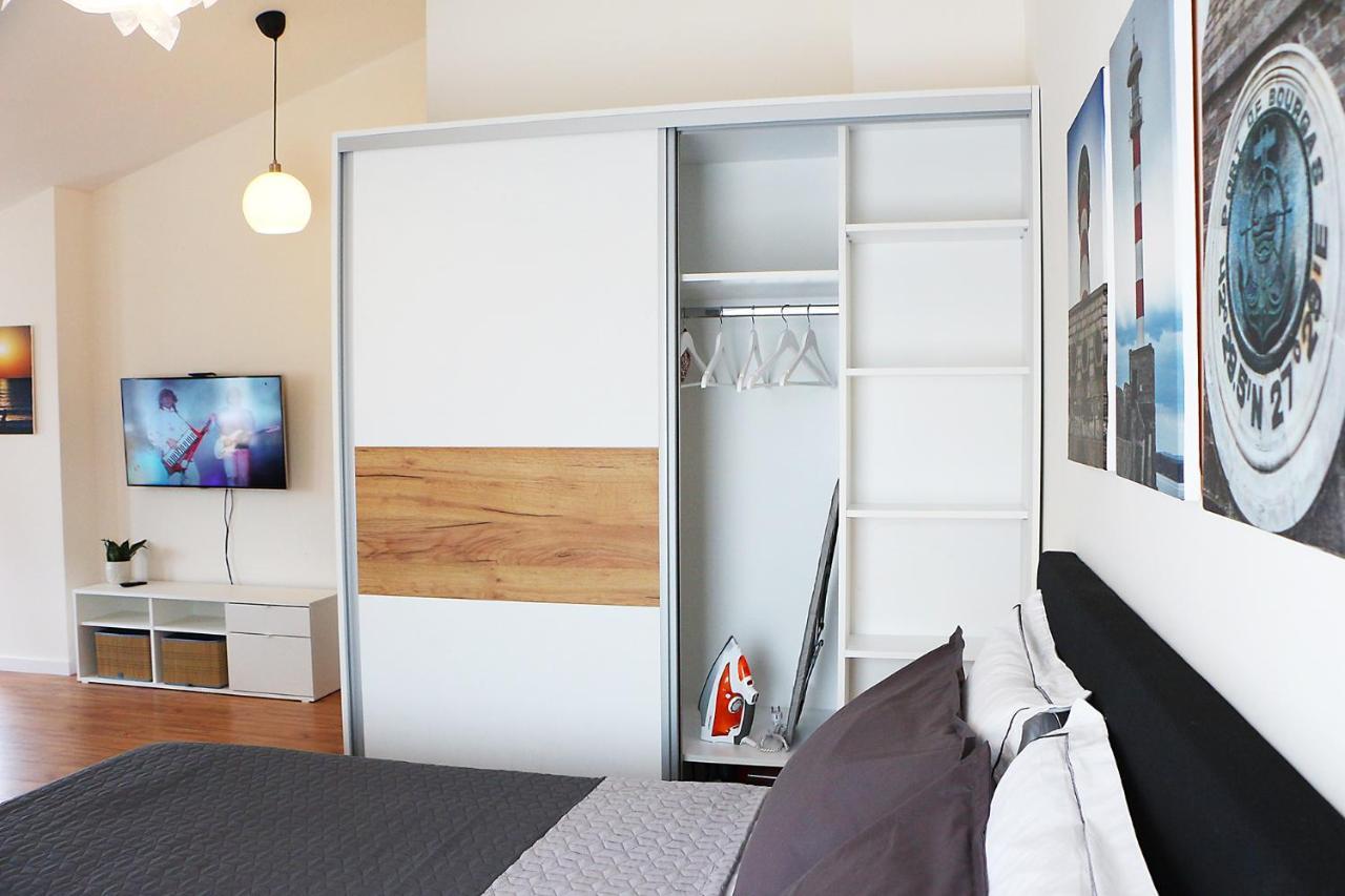 Shik & Chic In The Heart Of Burgas # 5Min From Beach # New Dış mekan fotoğraf