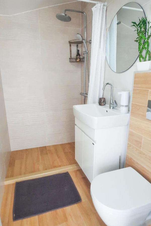 Shik & Chic In The Heart Of Burgas # 5Min From Beach # New Dış mekan fotoğraf